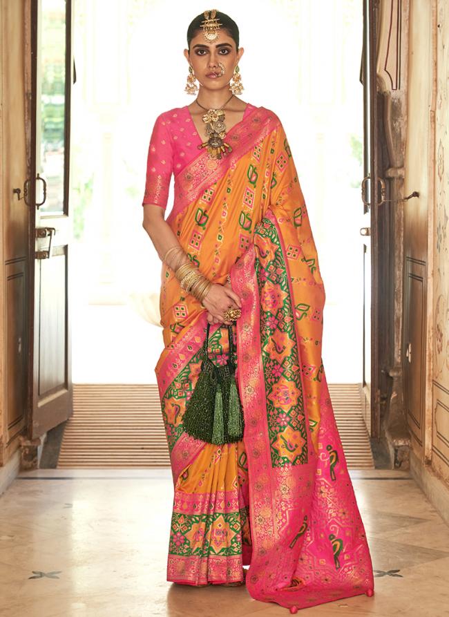 Banarasi Silk Mustured Wedding Wear Banarasi Broket Saree